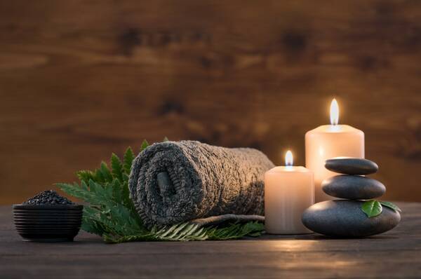 Aromaölkerzen Massage Ganzkörper